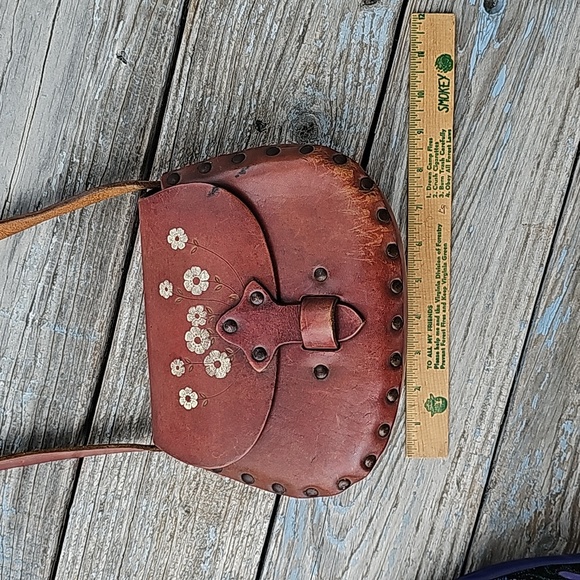 VINTAGE 70's Leather Shoulder Bag - Picture 4 of 14